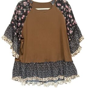 Brown Women's Top With Floral and Animal Print Accents XL